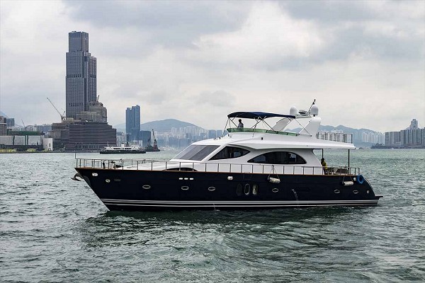 72尺豪華游艇003