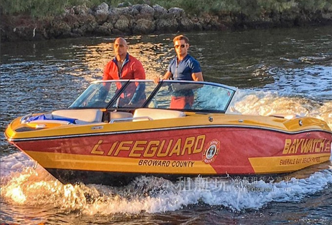 40位名人狂曬游艇度假照，你還在矜持什么？